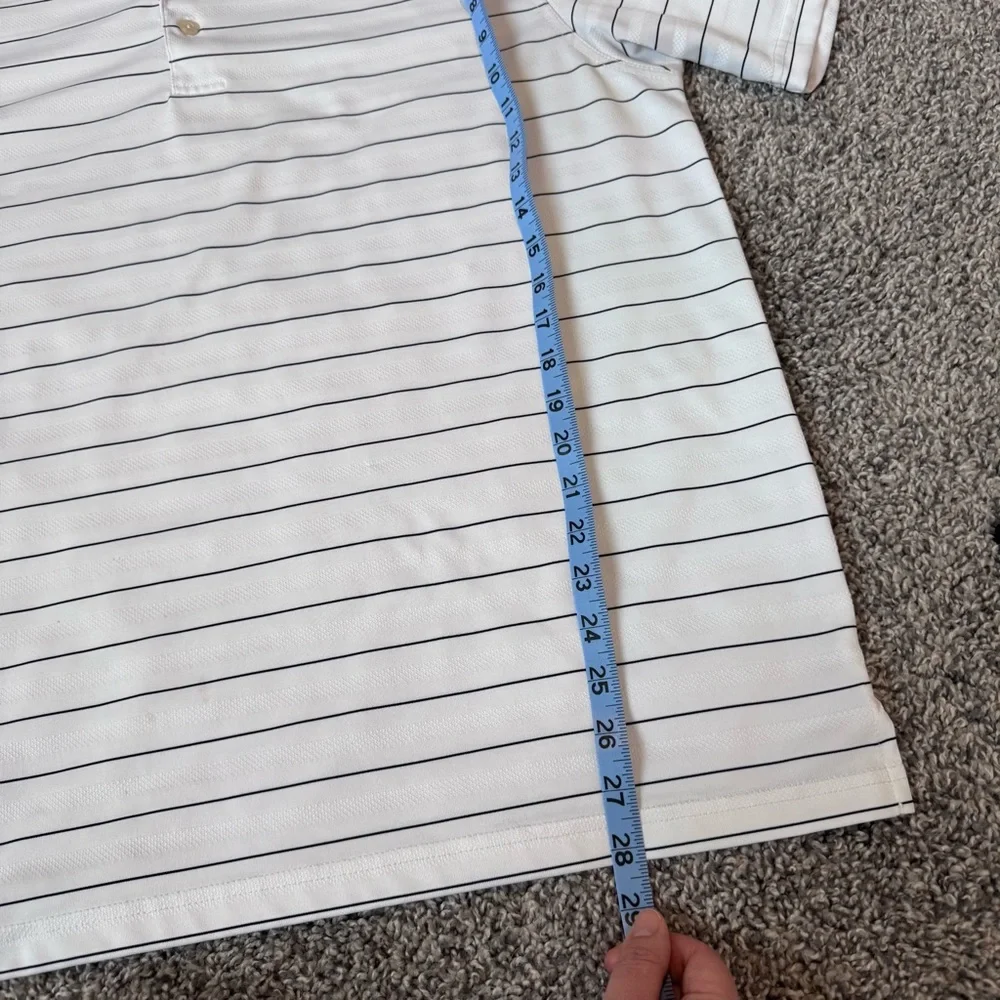 Unknown men polo